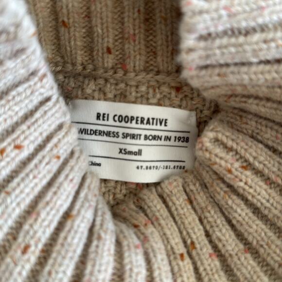 REI Co-op Wallace Lake Beige Wool Chunky Knit Mock Neck XS Pockets - Picture 5 of 6